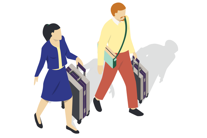 Diese isometrische Illustration zeigt zwei Erwachsene mit Rollkoffern. Mann und Frau scheinen auf Reisen zu sein; beide tragen einen Koffer und sind in Business-Casual-Kleidung gekleidet. Der schlichte weiße Hintergrund hebt die Figuren und ihre Schatten hervor. Die Farbpalette in Blau-, Rot- und Beigetönen erzeugt einen modernen und klaren visuellen Stil.
